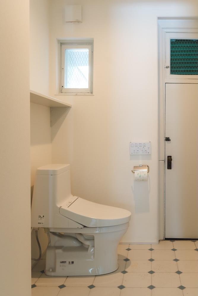 神戸市中央区北野町の賃貸物件/共用部のトイレ