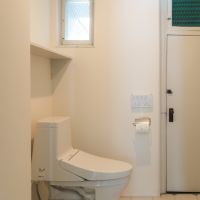 神戸市中央区北野町の賃貸物件/共用部のトイレ