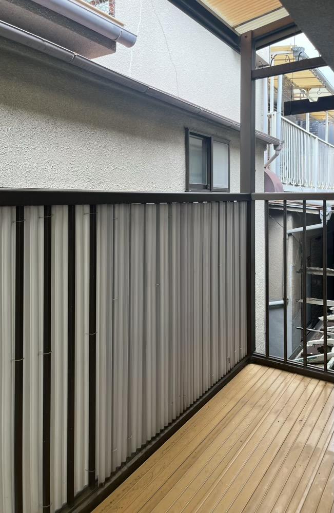 神戸市灘区寺口町の売買物件/北側のベランダ。洗濯を干すのはこっち。