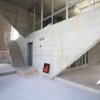 西宮市松原町の賃貸物件/エントランス