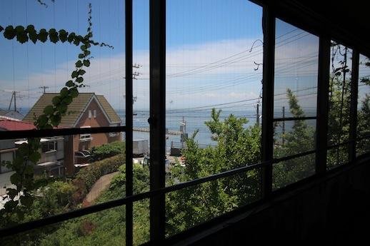 神戸市垂水区塩屋町の売買物件/2階東窓からご覧の景色