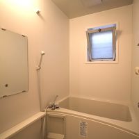 宝塚市野上の賃貸物件/新設された白のユニットバス