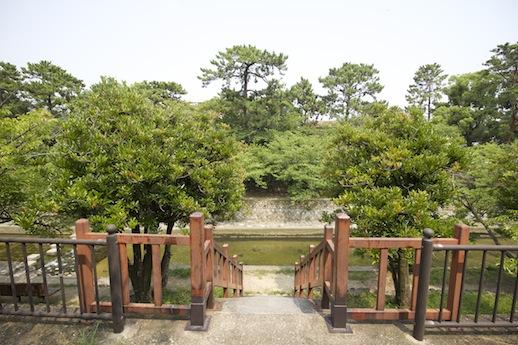 香櫨園付近の夙川公園は脇を車が通れないので一際おだやか