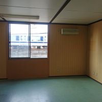 神戸市長田区日吉町の賃貸物件/電車が丸見えだ