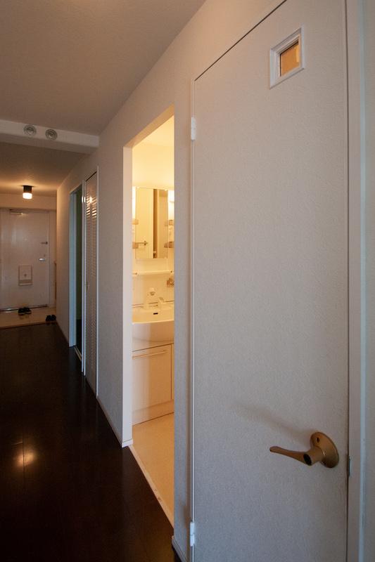 神戸市長田区高取山町の売買物件/ホワイト調の内装