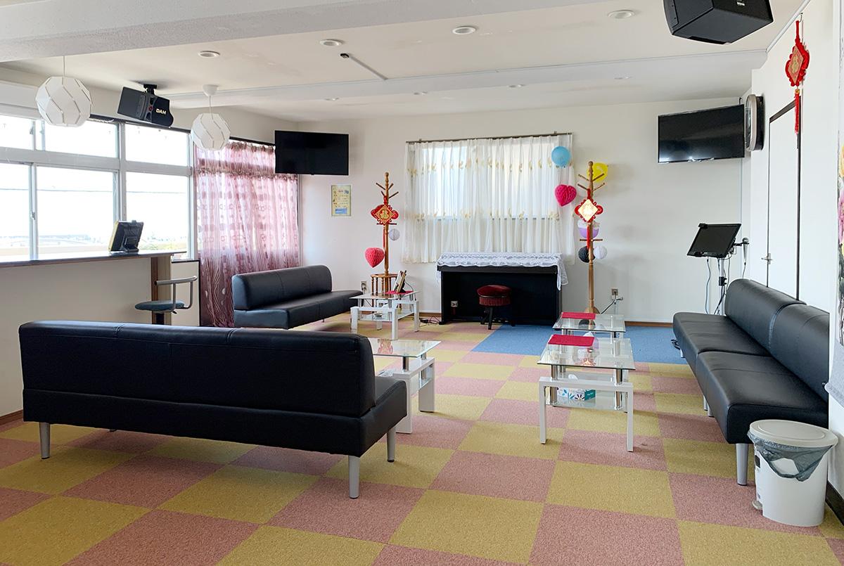 2Fは壁をとって1部屋に