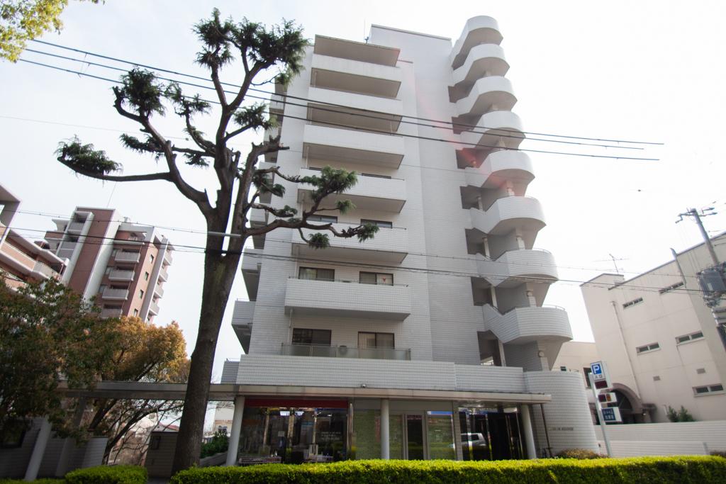 新神戸近くの落ち着いた街に建つ
