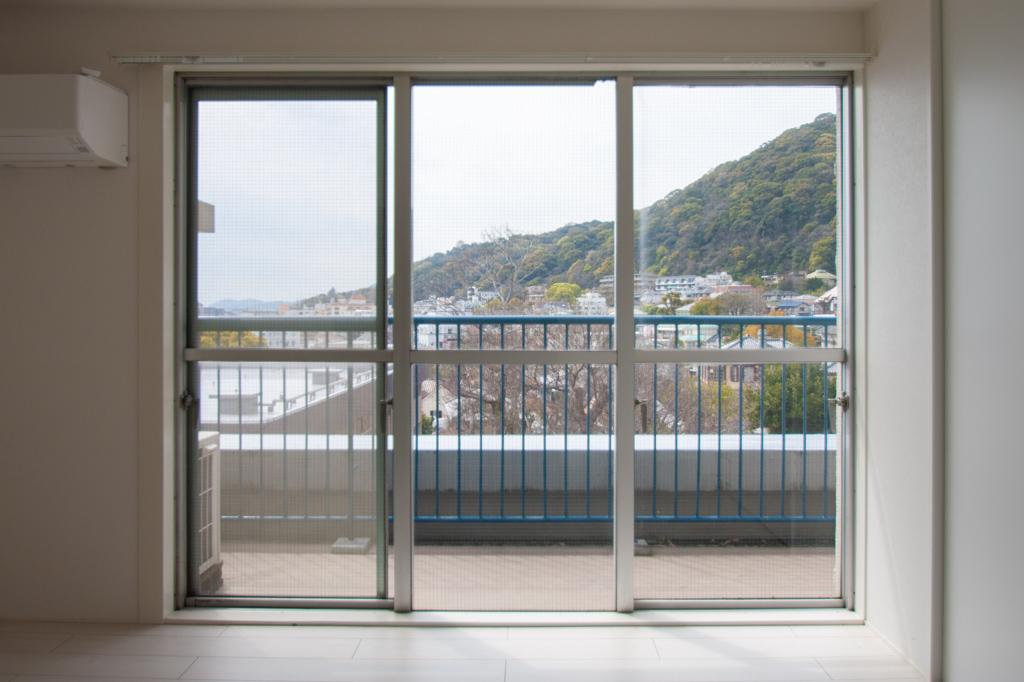 三ノ宮の街を一望。北野なので山が近い