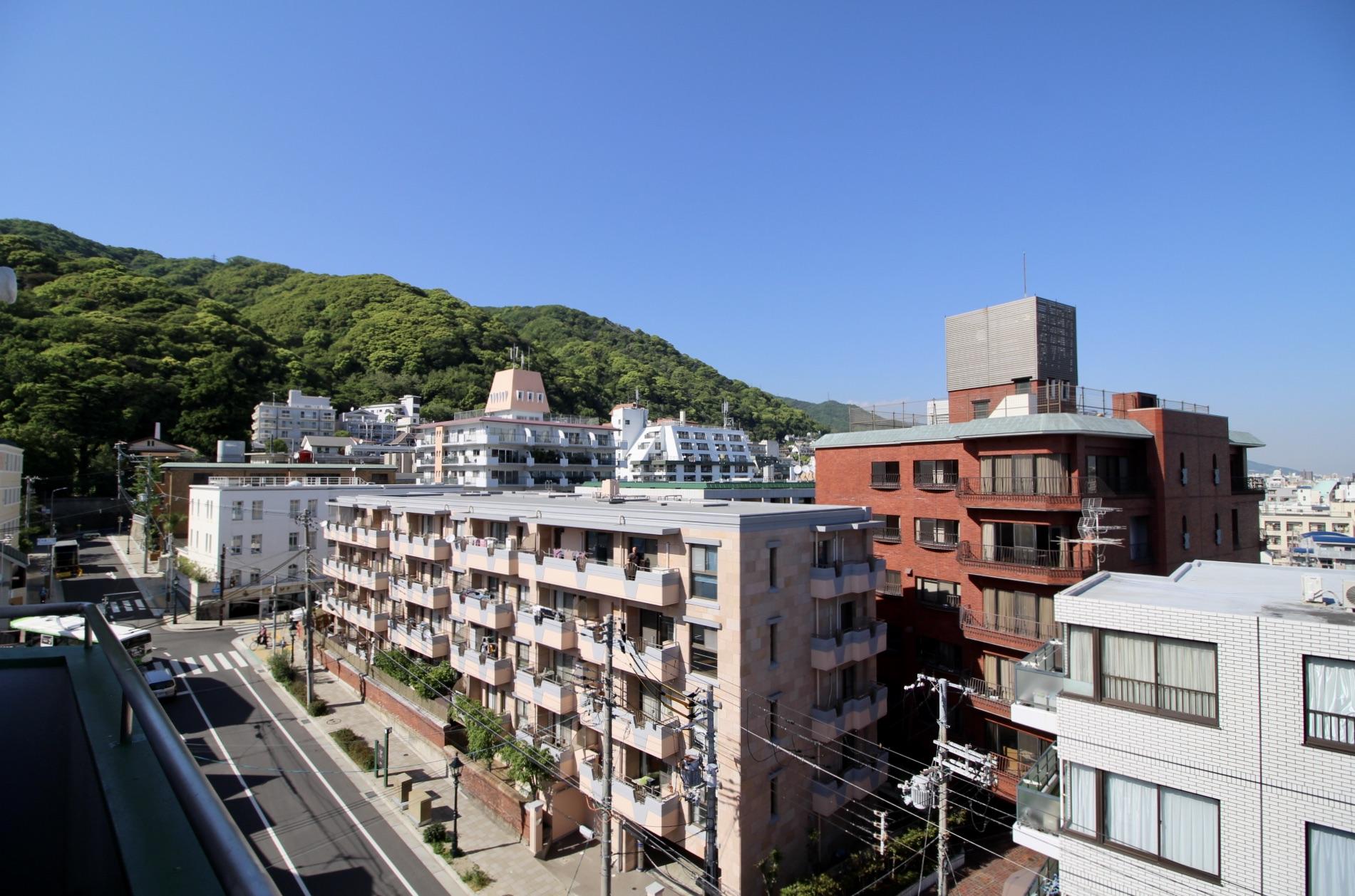 バルコニーから北側を望む