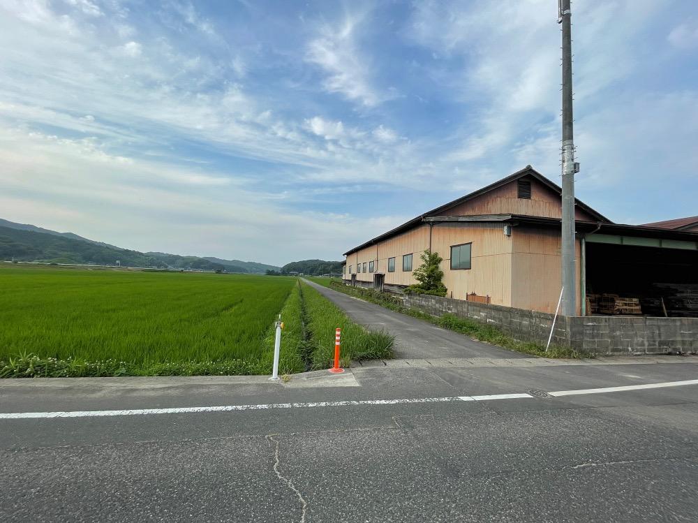 物件の横は水田です。