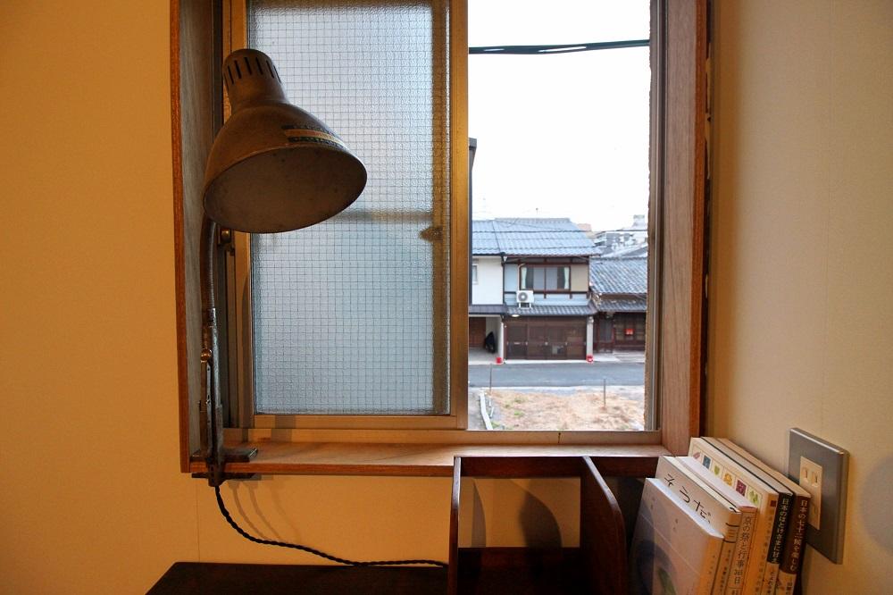京都市上京区二本松町11-7の賃貸物件/座るとこの視線（写真は前回募集時のもの）
