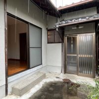 京都市北区紫野上野町80の賃貸物件/掃出し窓に腰掛けて過ごす時間も楽しみ（写真は前回募集時のもの）