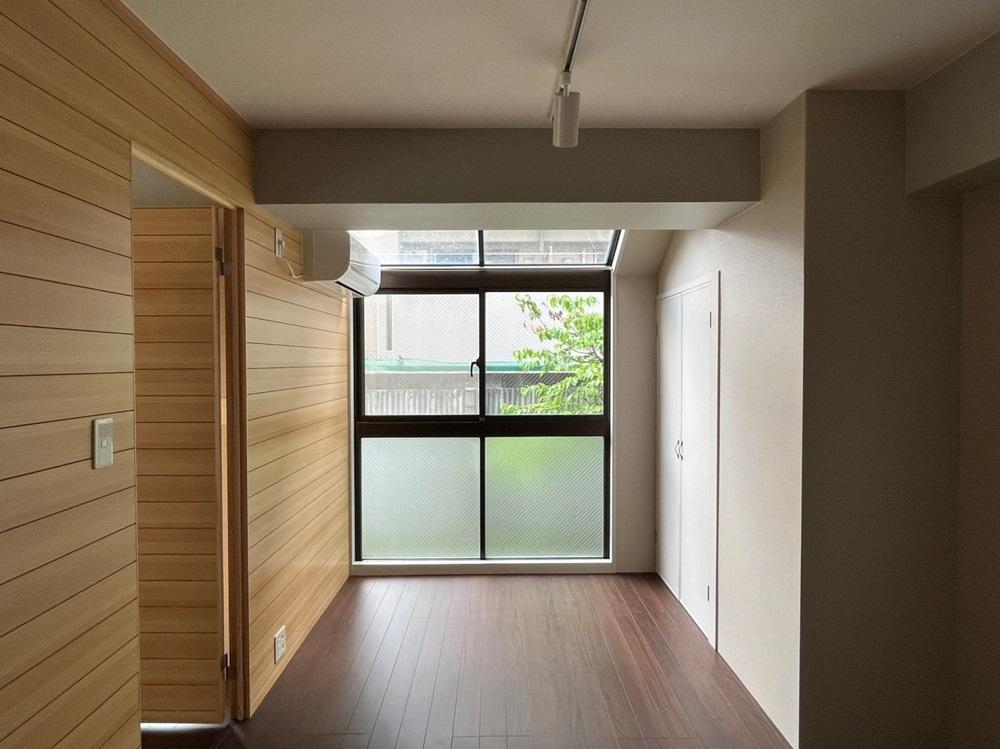 京都市中京区堺町通二条上る亀屋町171の賃貸物件/サンルームの様で陽射しが心地良さそう