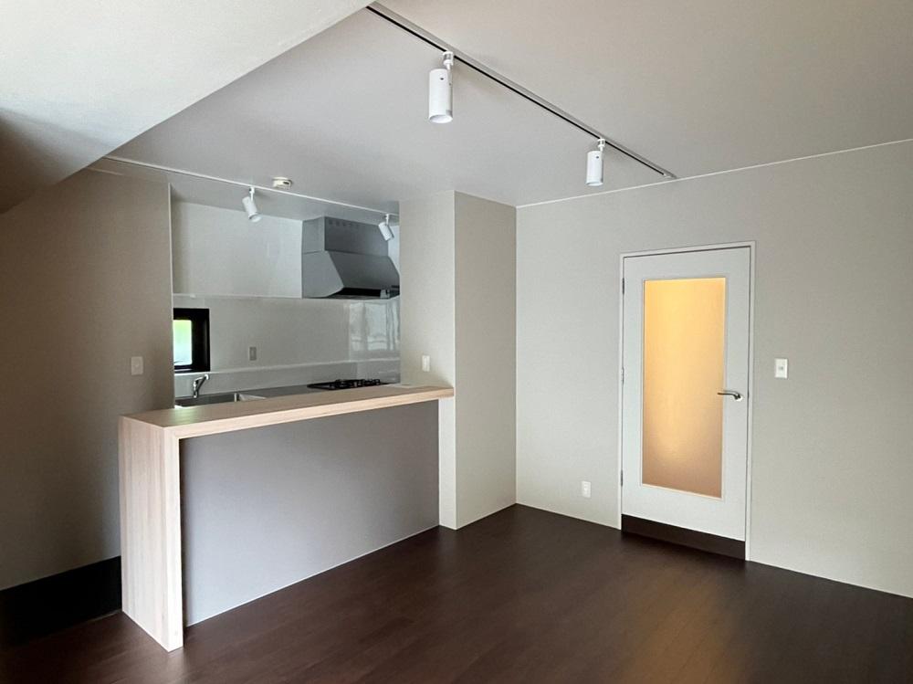 京都市中京区堺町通二条上る亀屋町171の賃貸物件/簡単な食事ならカウンターで済ましても良し