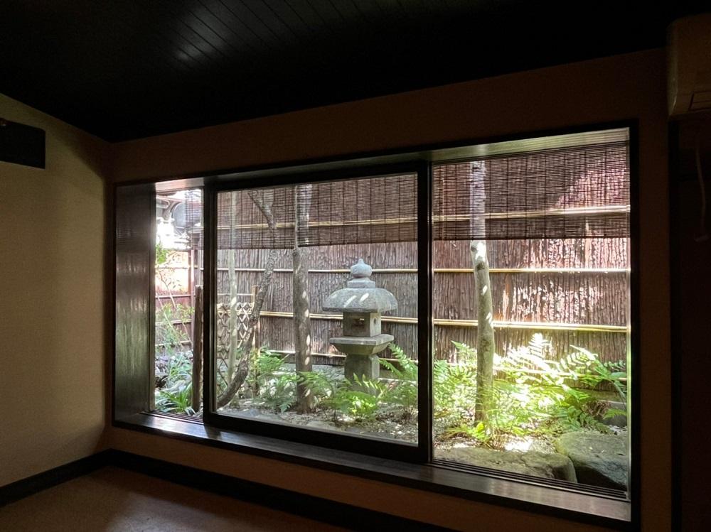 京都市東山区下河原通高台寺門前下河原町の売買物件/庭の手入れは必須