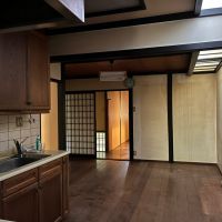 京都市東山区下河原通高台寺門前下河原町の売買物件/キッチンが低めなのでこの辺りは要改装