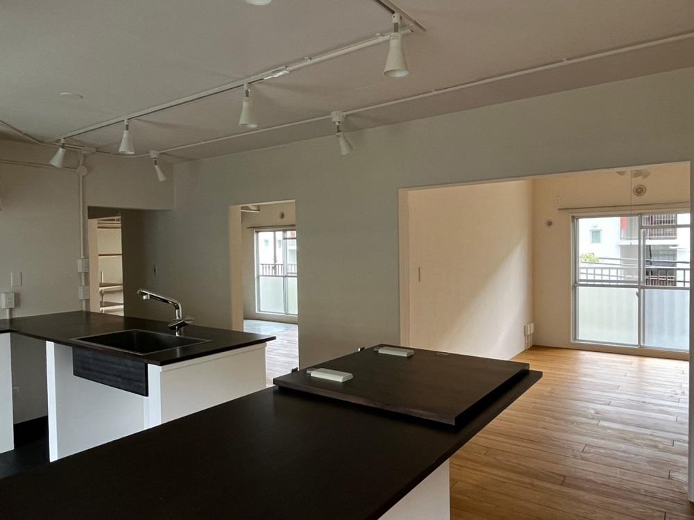 京都市伏見区醍醐上ノ山町21-3の売買物件/躯体でやんわりゾーニング