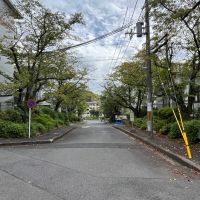 京都市伏見区醍醐上ノ山町21-3の売買物件/駅からB-1棟までは坂が続く