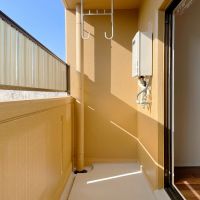 京都市下京区富小路通松原下る本上神明町463の賃貸物件/洗濯機は外置きです。奥行きがあるので使い勝手は悪くなさそう