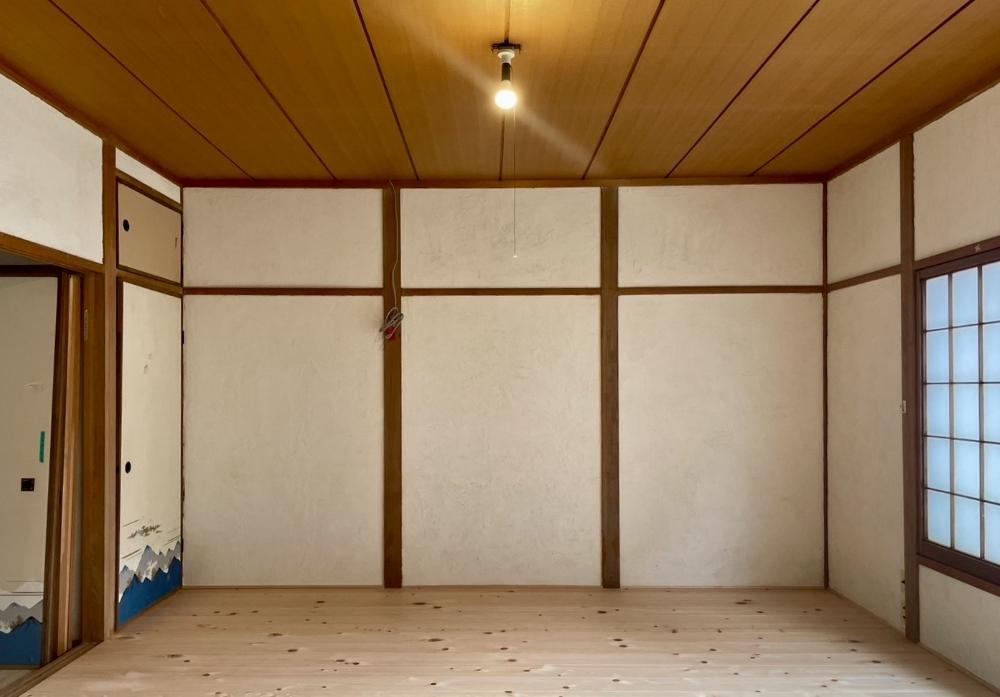 京都市中京区壬生天池町の賃貸物件/全部屋暖色系のLEDなのも落ち着きますね。