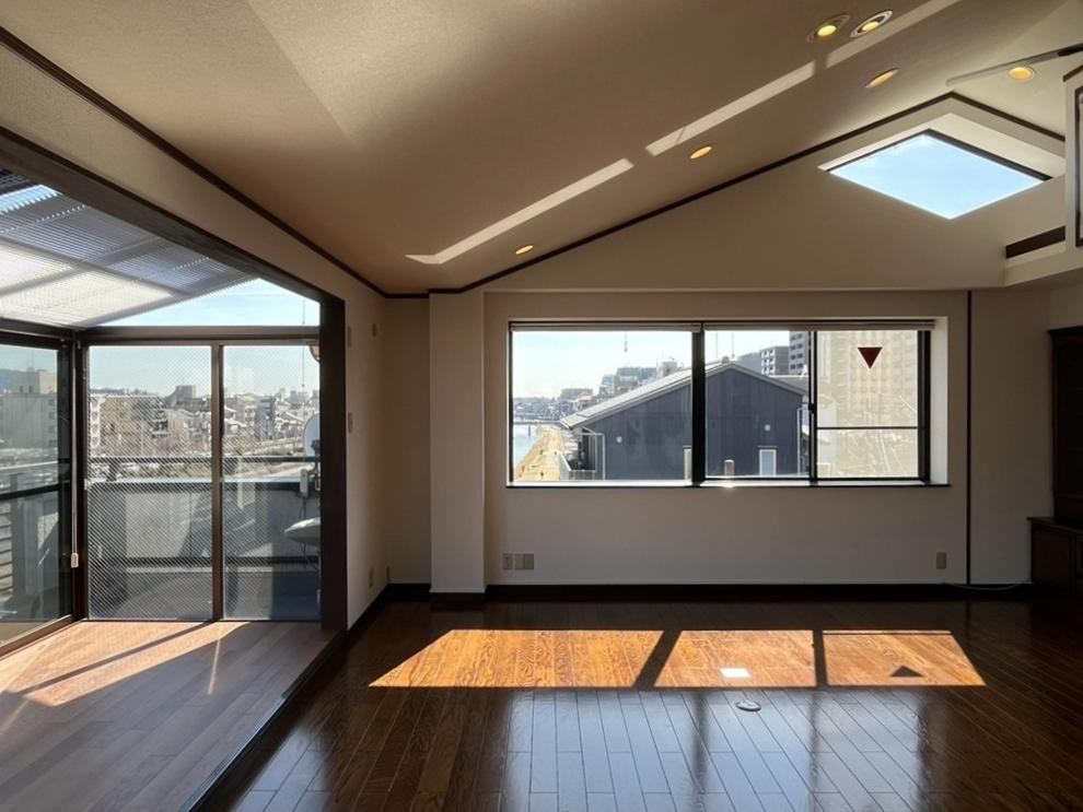 京都市下京区木屋町通四条下る斎藤町の賃貸物件/4階｜視界が広がり、とにかく気持ち良い