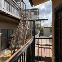 京都市左京区吉田中大路町の売買物件/東側正面は隣家