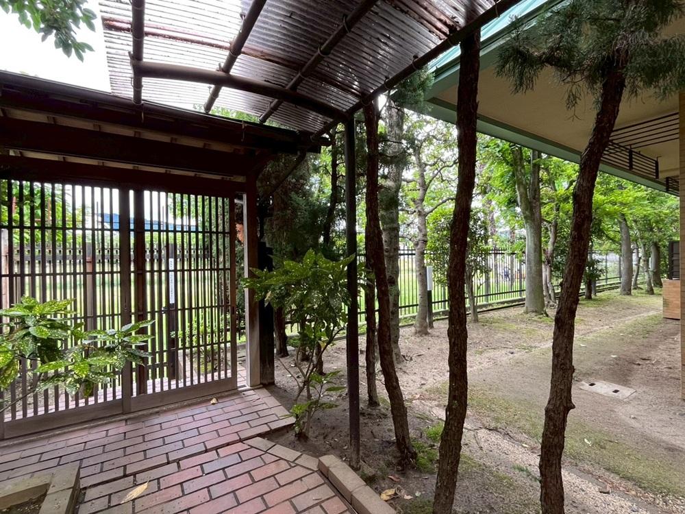 京都市上京区東三本木通丸太町上る中之町の賃貸物件/部屋の玄関からここまで1分も要らない