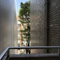 京都市下京区室町通仏光寺上ル白楽天町519の賃貸物件/エレベーター待ちの時間に眺めたくなります