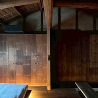 京都市上京区今出川通寺町東入米屋町290の賃貸物件/正面左側は個別の収納スペース