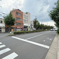 京都市左京区田中下柳町8－79の賃貸物件/前面道路からビルを望む。出町柳から京大のある百万遍交差点に向かう途中。飲食棟が集中して並んでいるエリアに位置しています