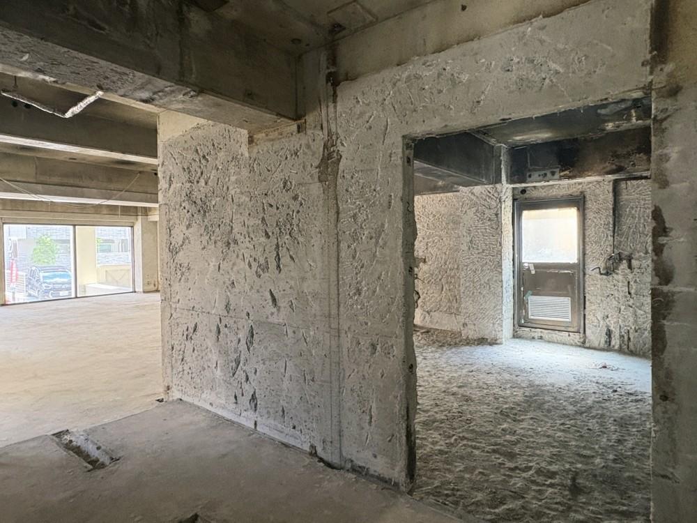 京都市左京区聖護院川原町34-1の賃貸物件/元トイレだった場所から。元のゾーニングの面影が残ります。