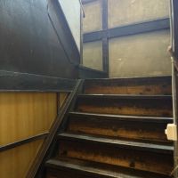 京都市南区大宮通八条上る塩屋町二丁目277の賃貸物件/共用階段も趣あり