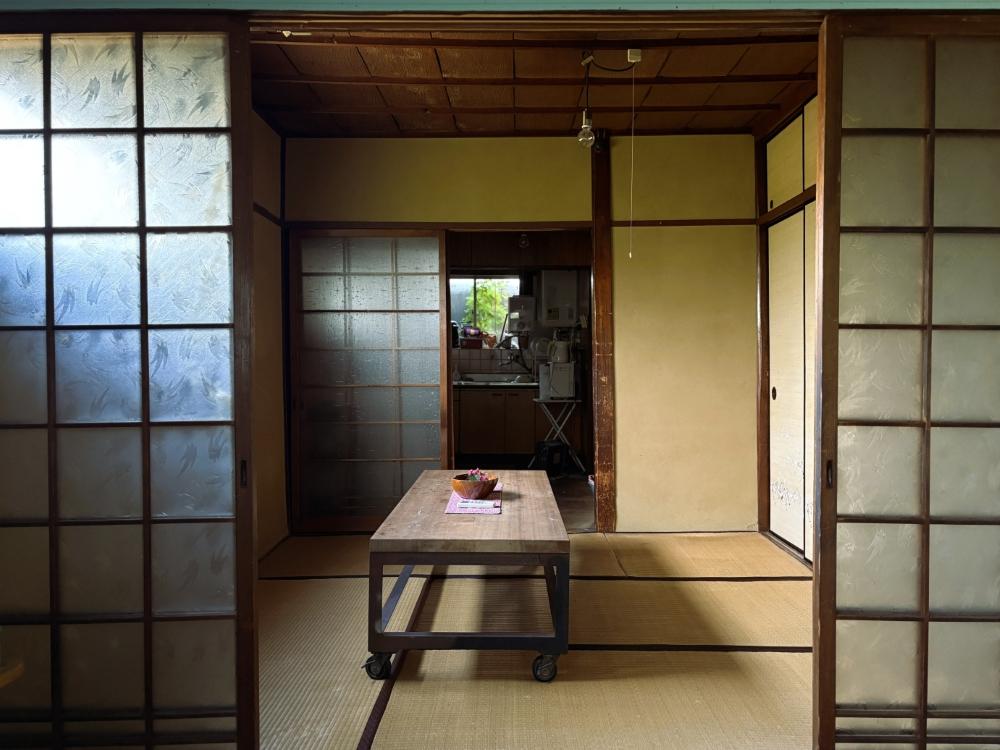 京都市南区大宮通八条上る塩屋町二丁目277の賃貸物件/ダイニングスペースは和室。ここでのんびりとお昼休憩を