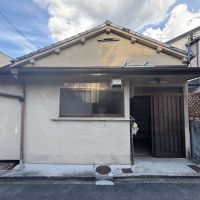 京都市北区小山東玄以町8番4の売買物件/見た目は平屋風。でも奥へ進むと二階建て。