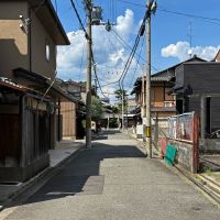 京都市上京区今出川通寺町二筋西入上る一丁目柳風呂町183の売買物件/目の前の通りは幸神社の表参道。きっと縁起もいいはず！