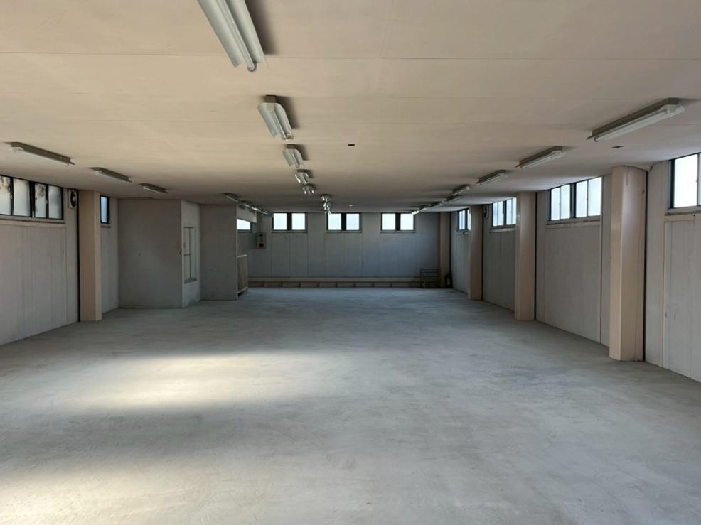 京都市上京区元誓願寺通大宮西入元妙蓮寺町557の賃貸物件/2階｜天高は2.4mほど