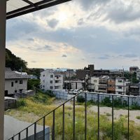 京都市左京区北白川西町77-3の賃貸物件/エレベータ－は無しの階段で3階です。3階に上がった廊下からはいい眺めが広がっています