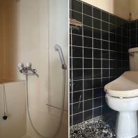 京都市北区紫竹西桃ノ本町５の賃貸物件/こぢんまりながら、毎日の暮らしに必要な設備が整っています。（バスタブは正方形）