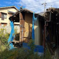 京都市伏見区瀬戸物町725-2の賃貸物件/取り壊し予定の水廻り棟は裏から見るとこの状態。