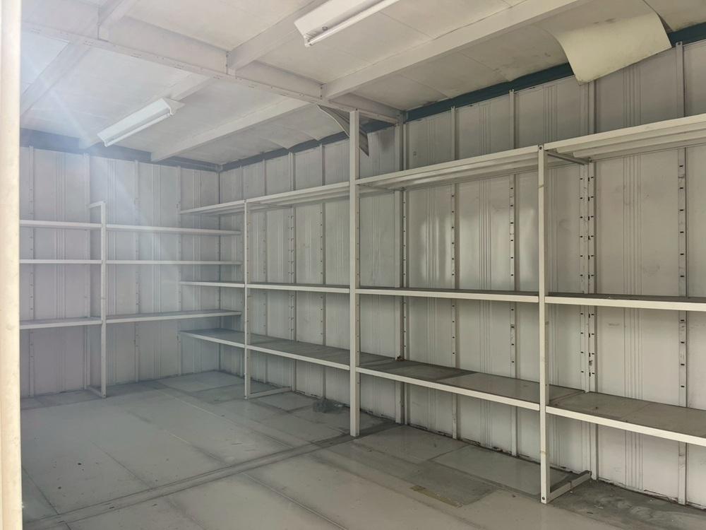 京都市北区紫竹上長目町25-1の売買物件/プレハブの物置内。あると助かりそう。