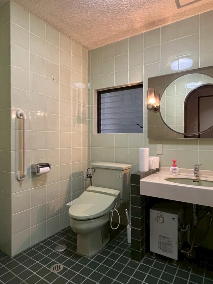 京都市北区紫竹上長目町25-1の売買物件/1階のトイレ＆洗面