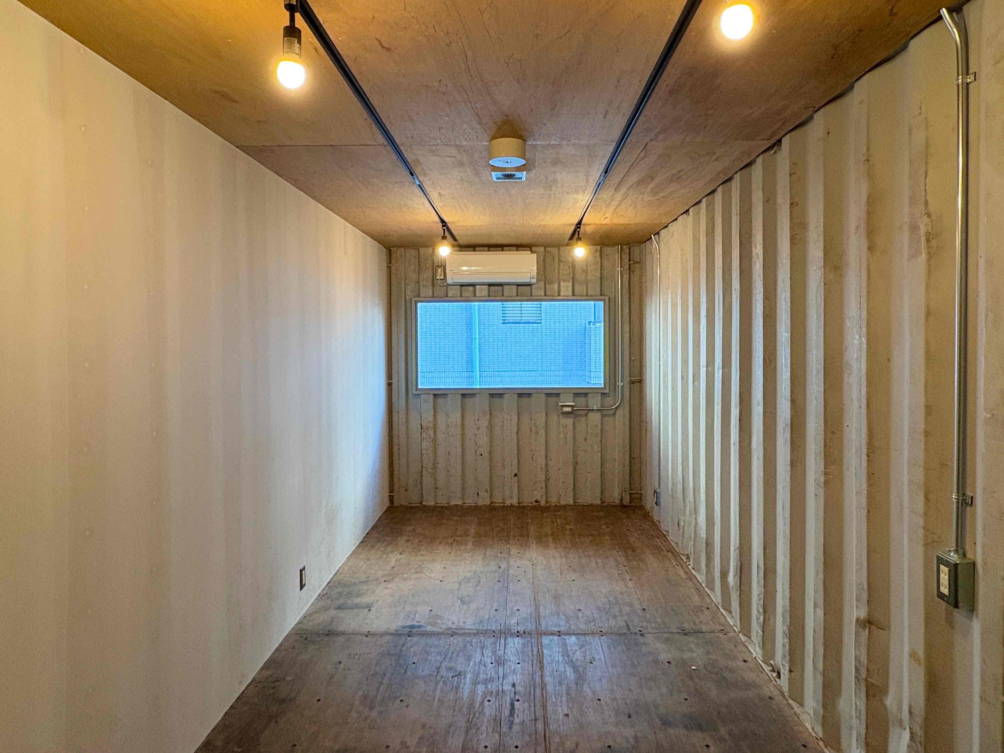 京都市中京区式阿弥町130番地の賃貸物件/9番コンテナ｜少々タイトな空間ですがこだわりを詰め込んで自分好みにしてあげましょう