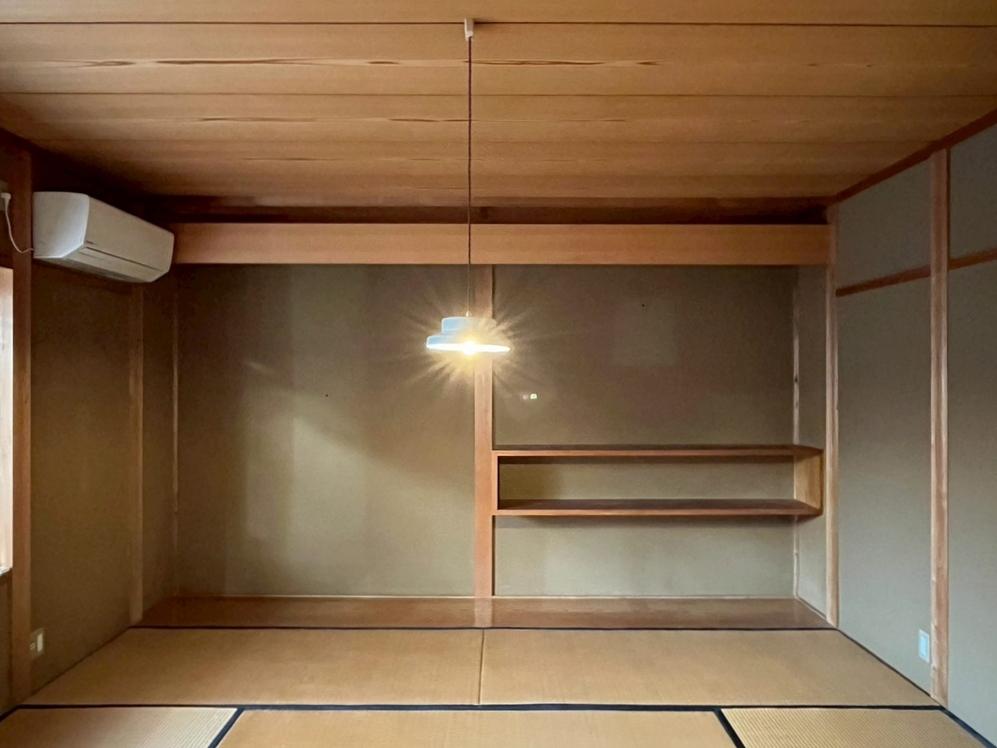 滋賀県大津市木下町7-32の売買物件/2階西｜シンプルな床の間