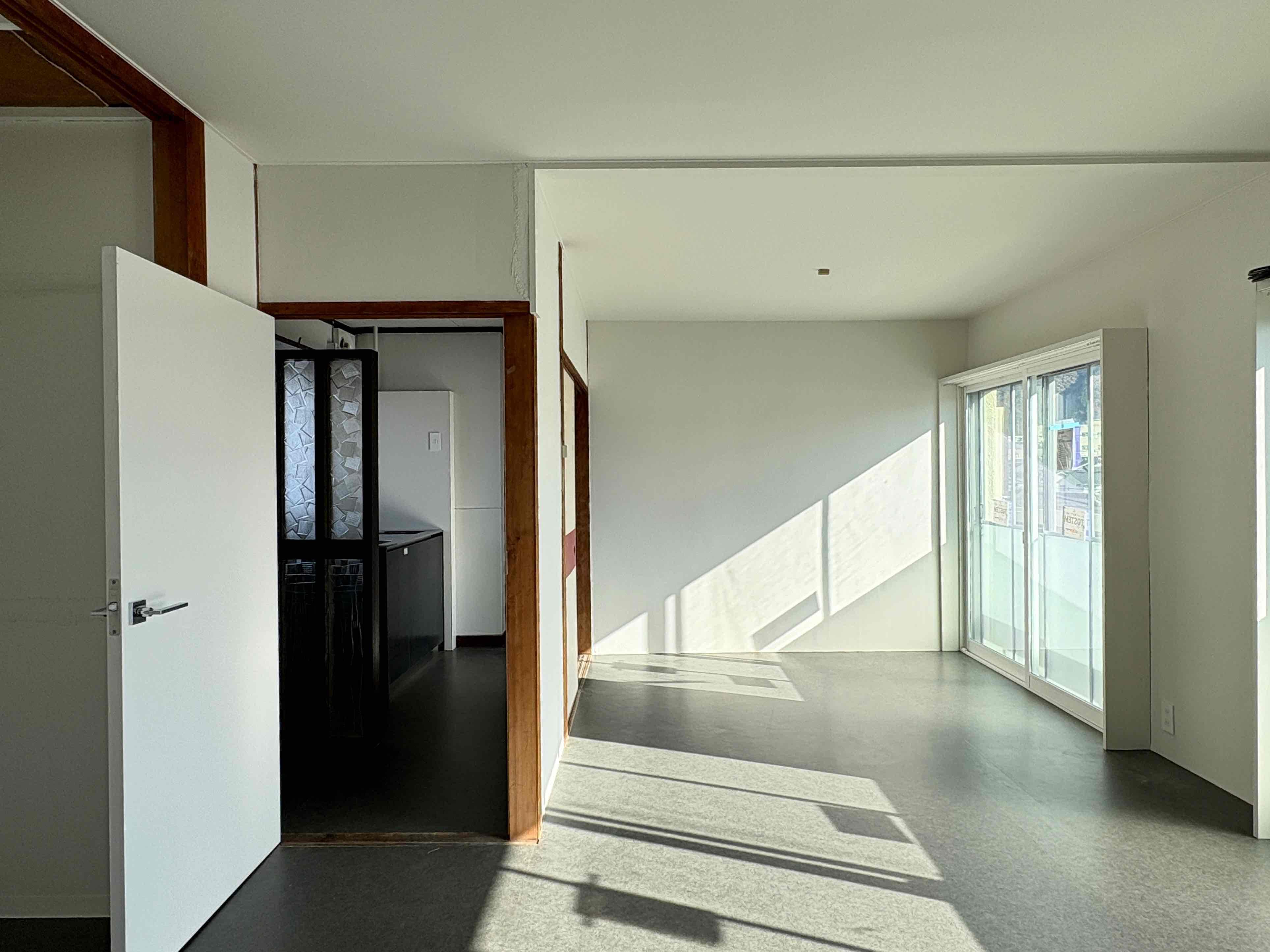 京都市山科区西野岸ノ下町60の賃貸物件/暖かな空気が気持ちいい空間。ずーっとゴロゴロしていたい陽だまり