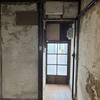 京都市北区紫野十二坊町8-6の売買物件/1F｜台所側にある出入口。道路側に面した扉です。