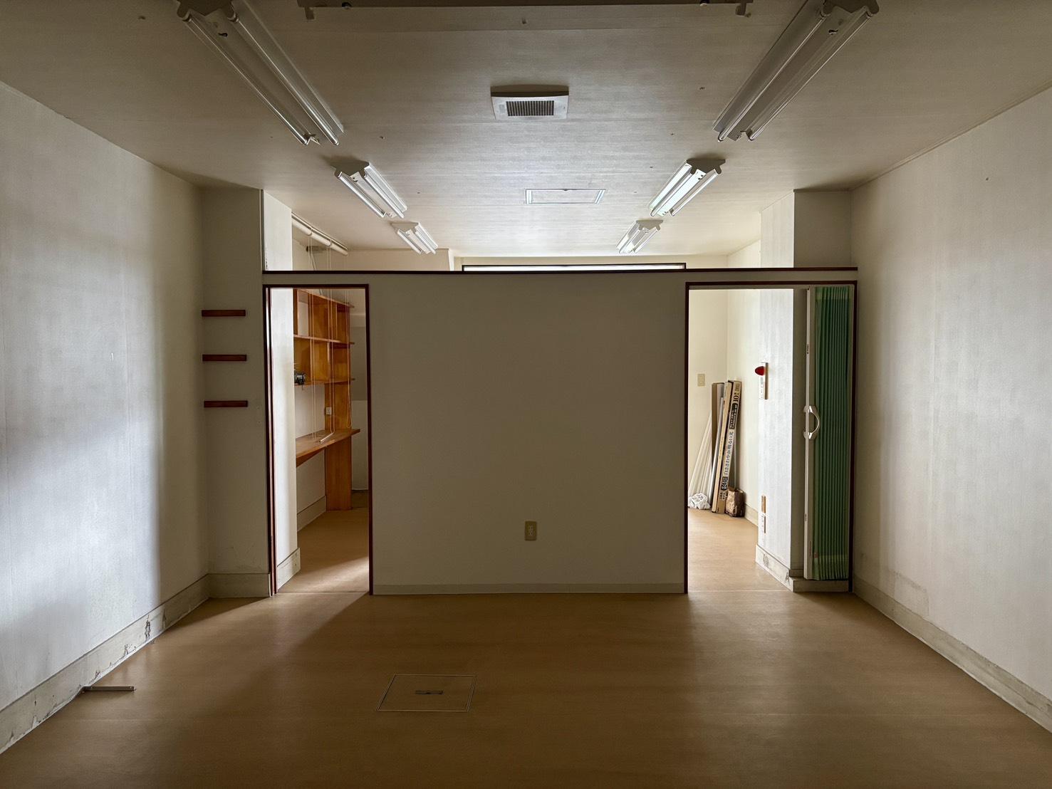 京都市下京区朱雀北ノ口町23-2の賃貸物件/1F|壁をはずしてもそのまま区切って使っても