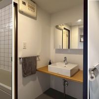 京都市右京区⻄院清⽔町12-1の売買物件/浴室は少し古いタイプ。