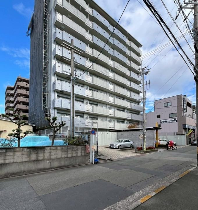 京都市右京区⻄院清⽔町12-1の売買物件/外観はパリッと目のマンション