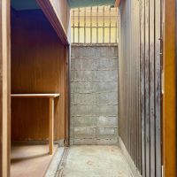 京都市北区紫竹上梅ノ木町2番地の賃貸物件/半外の土間、物置スペースは何かの作業場所としても使えそう