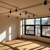 京都市左京区東丸太町32-2の賃貸物件/3F｜冬場の陽射しは室内の奥まで届きます